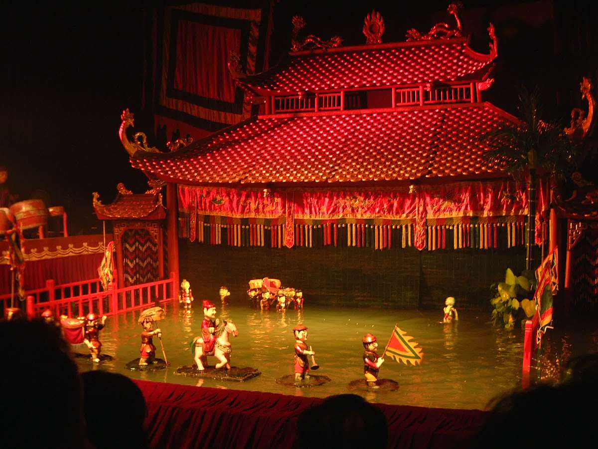 Water-Puppet-Theatre-in-Ha-Noi